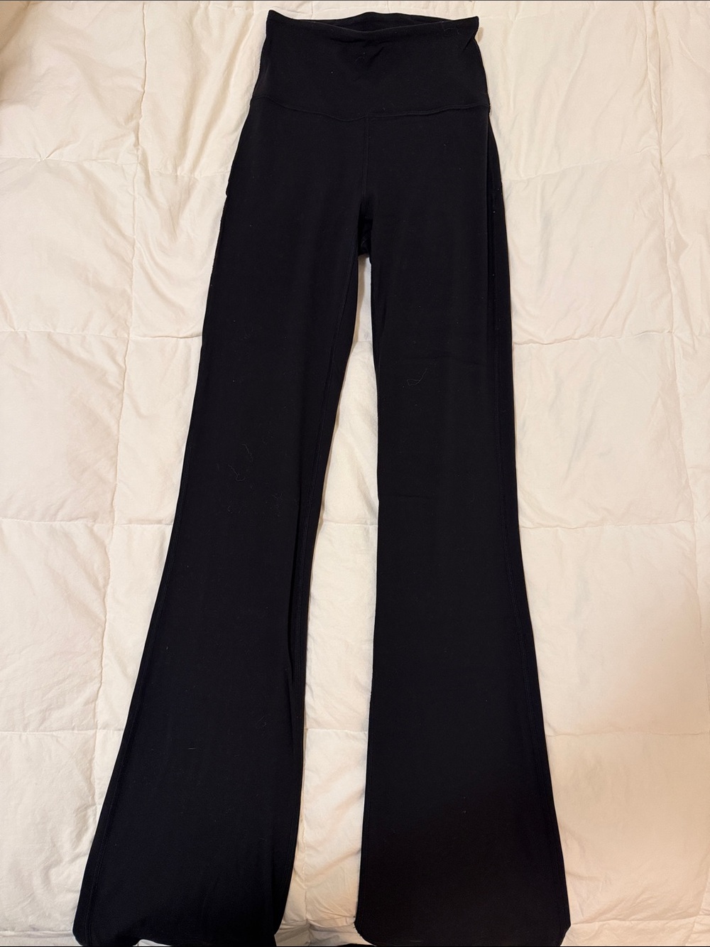 Lululemon Groove Nulu High-Rise Flared Pant
Regular